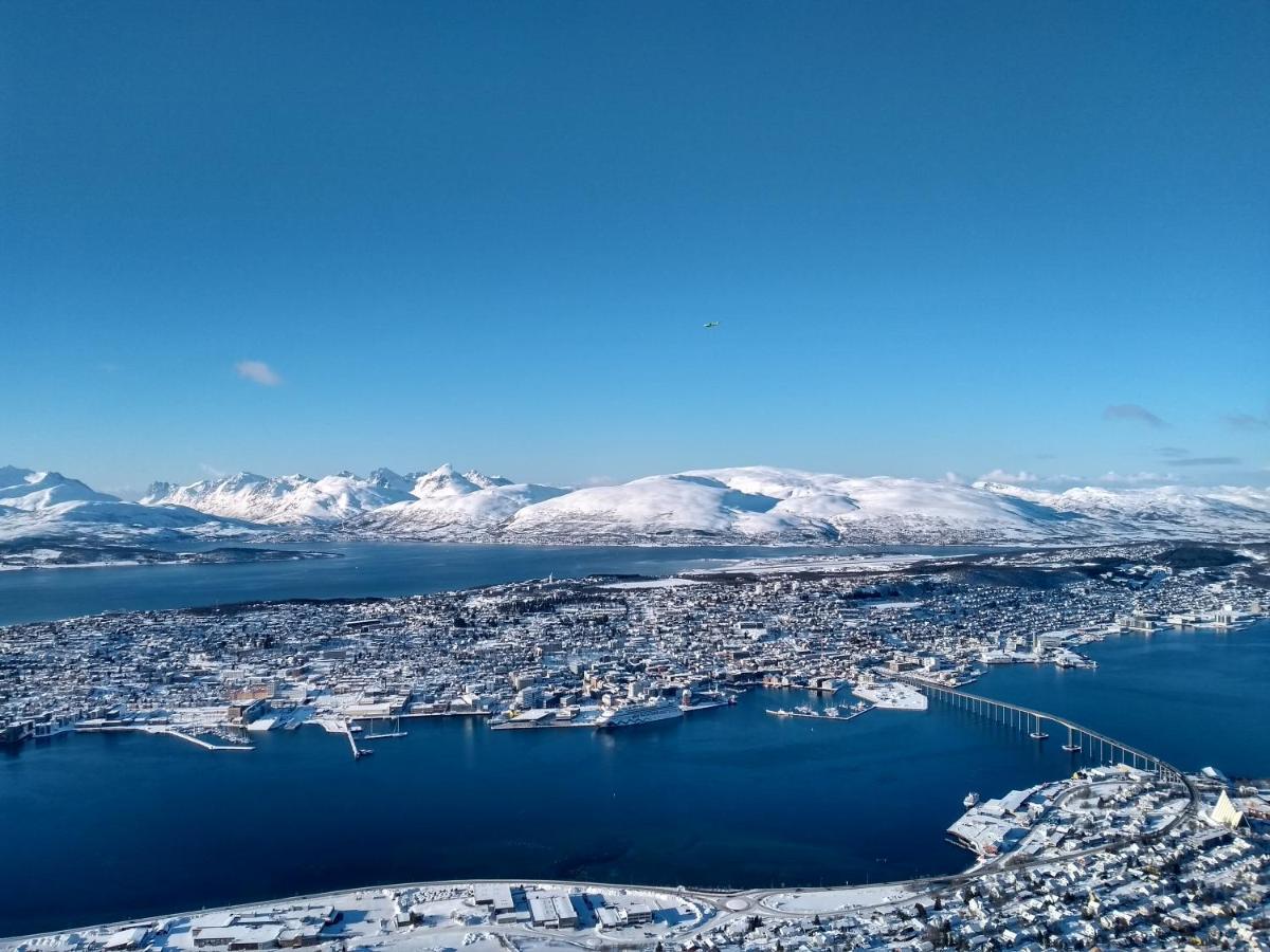 Tromso Coco Apartments In Center Buitenkant foto