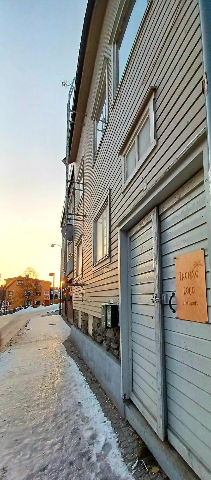 Tromso Coco Apartments In Center Buitenkant foto